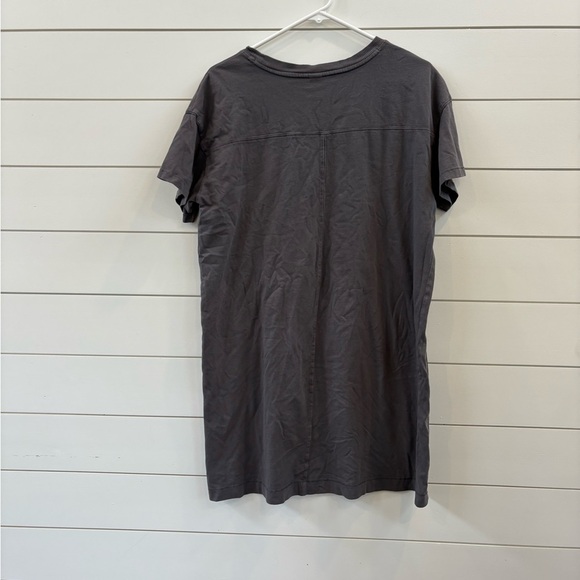 Old Navy Charcoal Short Sleeve Tee Dress - Picture 2 of 4